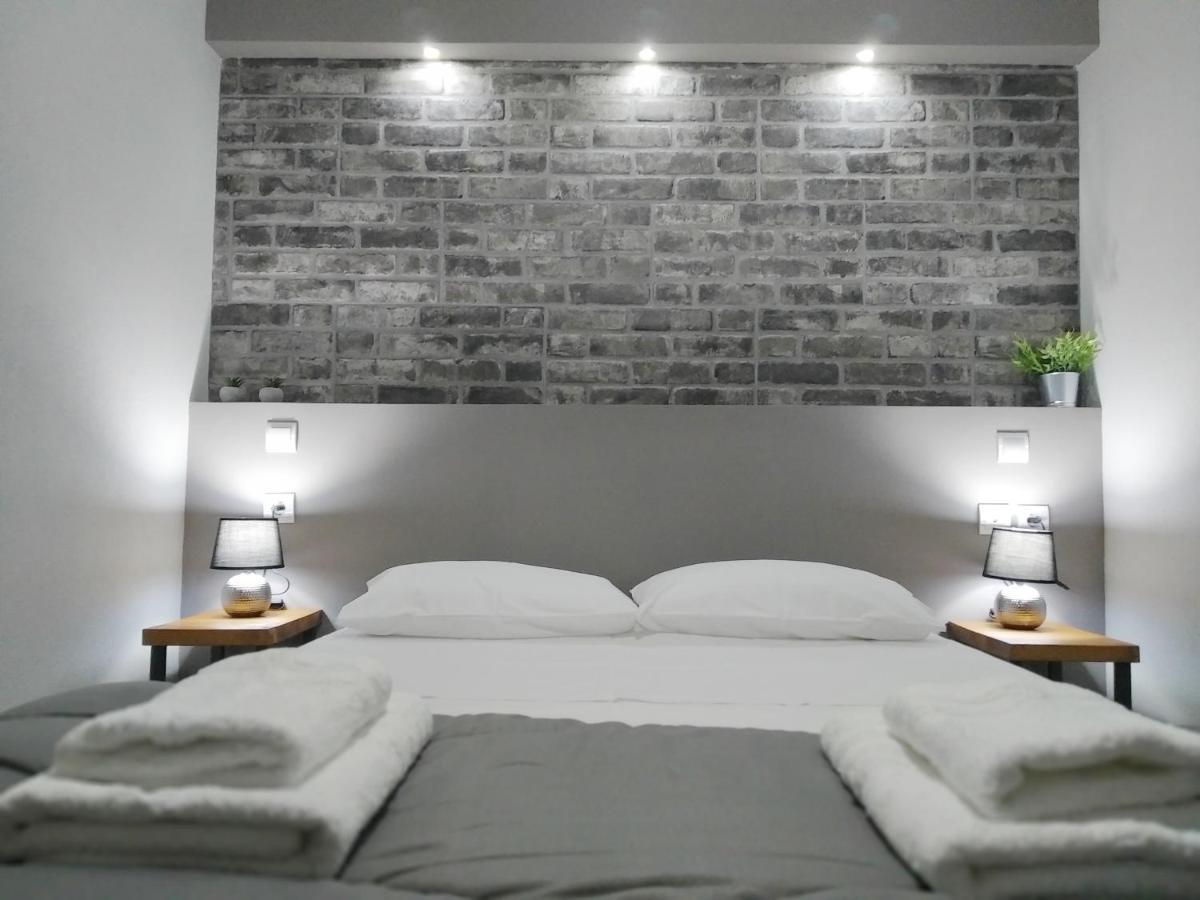 Virgin Rocks Apartments 1 Калампака Экстерьер фото