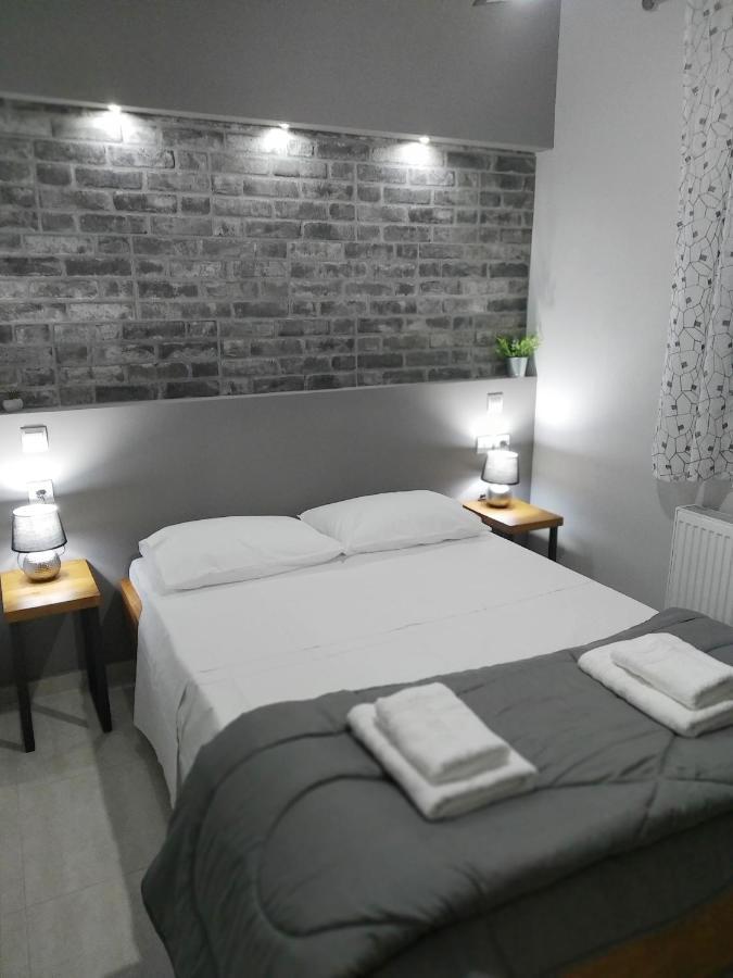Virgin Rocks Apartments 1 Калампака Экстерьер фото