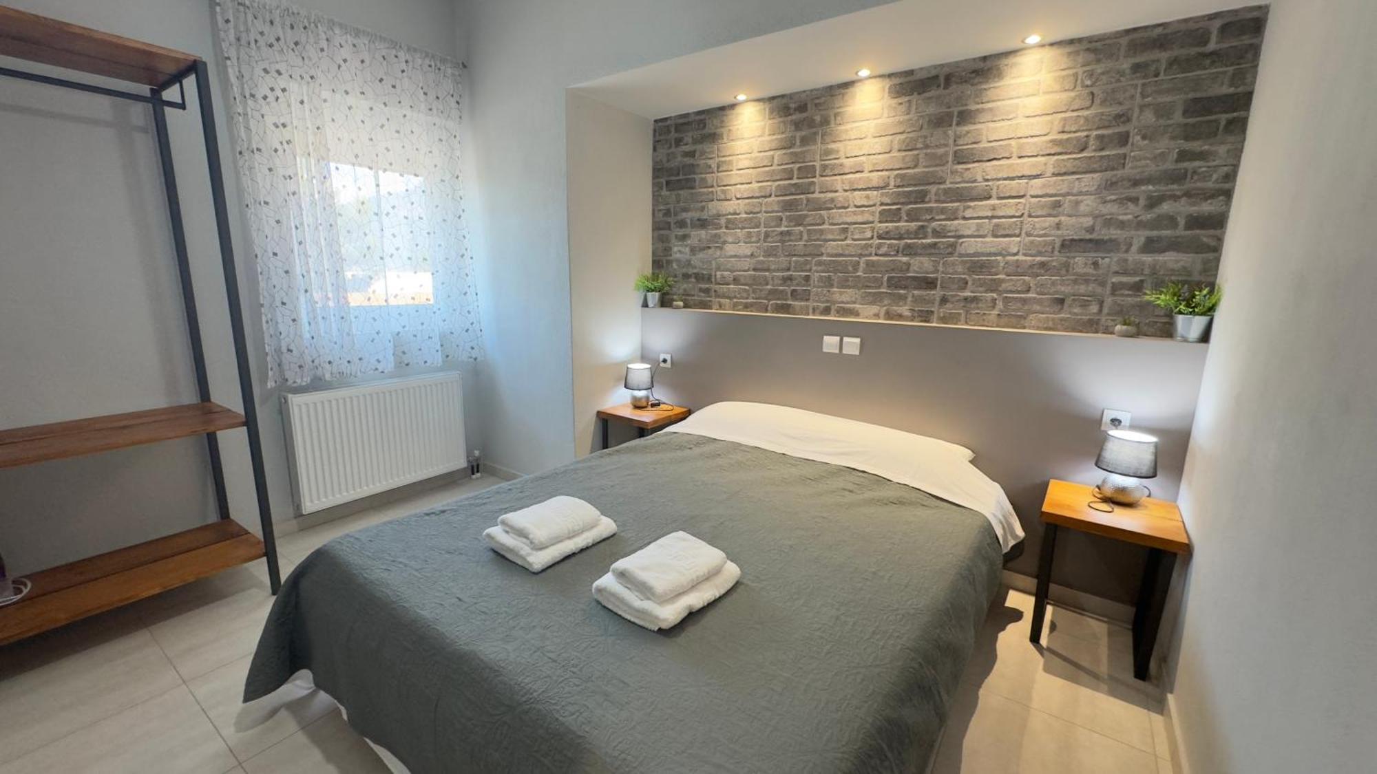 Virgin Rocks Apartments 1 Калампака Экстерьер фото